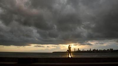 The weather departmetn forecast said enhanced rainfall activity over central and adjoining north peninsular India was likely during the next 3 days. (Satish Bate/HT PHOTO) The weather departmetn forecast said enhanced rainfall activity over central and adjoining north peninsular India was likely during the next 3 days. (Satish Bate/HT PHOTO)