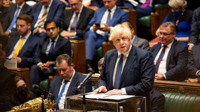 Boris Johnson announced that the UK would deploy an additional 800 troops to support the evacuation process in Afghanistan. In picture - Johnson speaks during a debate in the UK parliament on the situation in Afghanistan. (Reuters)