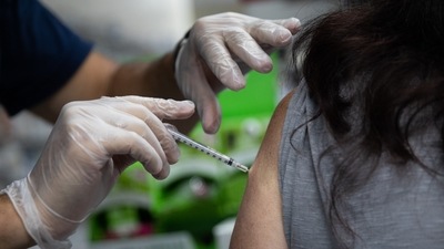 Last week the United States authorized an extra dose of Covid-19 vaccine for people with weakened immune systems. (Bloomberg) Last week the United States authorized an extra dose of Covid-19 vaccine for people with weakened immune systems. (Bloomberg)