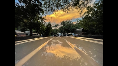 The rains have taken a break from Delhi, which means it’s time out for the sun’s rays. The latter continue to poke the truant clouds and play hide-and-seek with them. Here’s how they are caught in the camera, when shot from the Outer Ring Road, somewhere in south Delhi’s Munirka. (Photo: Jasjeet Plaha/HT) The rains have taken a break from Delhi, which means it’s time out for the sun’s rays. The latter continue to poke the truant clouds and play hide-and-seek with them. Here’s how they are caught in the camera, when shot from the Outer Ring Road, somewhere in south Delhi’s Munirka. (Photo: Jasjeet Plaha/HT)