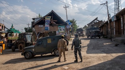 The officer allegedly abused the journalists before assaulting them. Some photographers alleged their equipment was also damaged. (AP file photo) The officer allegedly abused the journalists before assaulting them. Some photographers alleged their equipment was also damaged. (AP file photo)