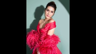Kriti Sanon (Tejas Nerurkar) Kriti Sanon (Tejas Nerurkar)