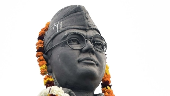 A statue of Indian nationalist leader Netaji Subhash Chandra Bose is pictured with a garland in Amritsar.(AP)