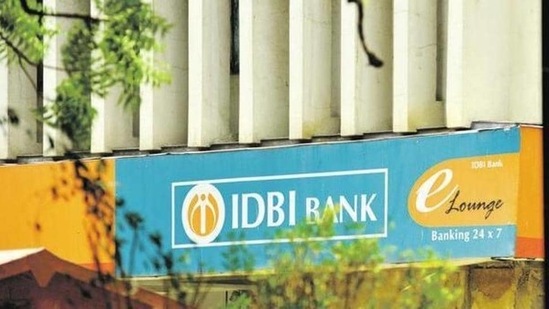 IDBI Recruitment: Interested candidates can apply online through the official website of IDBI Bank at idbibank.in.(Mint File)