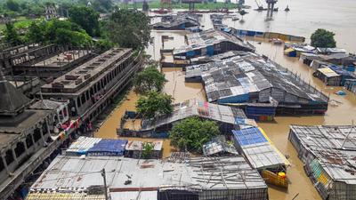 Begusarai: A view of flooded ghat after the rise in the water level of river Ganga following monsoon rain, in Begusarai, Wednesday, Aug. 11, 2021. (PTI Photo)(PTI08_11_2021_000185A) (PTI)