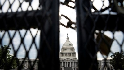 The standoff brought the area surrounding the Capitol to a virtual standstill as police emptied buildings and cordoned off streets as a precaution. (REUTERS)