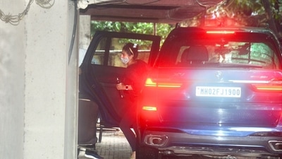 Kajol was seen as she entered the pilates class in Mumbai. (Varinder Chawla) Kajol was seen as she entered the pilates class in Mumbai. (Varinder Chawla)