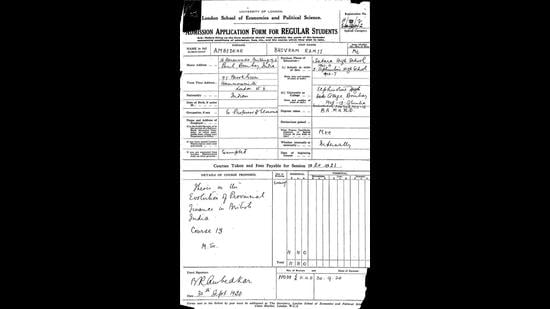 An application form filled by BR Ambedkar. (Ambedkar student file, LSE Library)