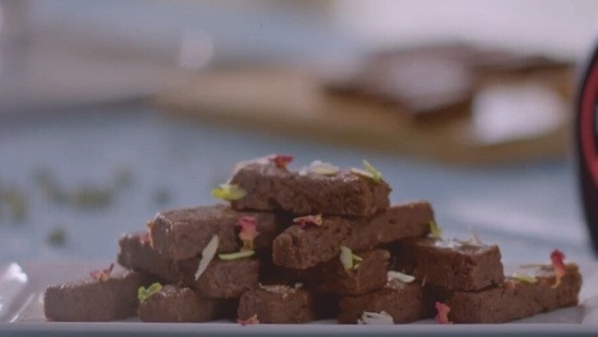 Nachni Choco Halwa Fingers