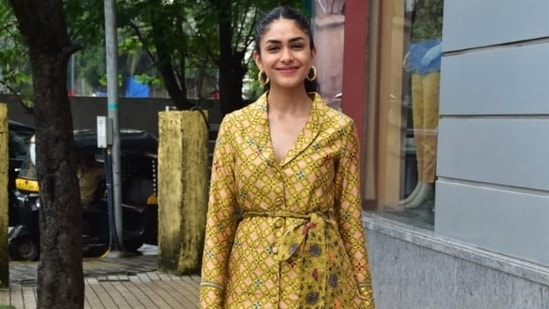 Bollywood actor Mrunal Thakur never ceases to amaze her fans with her incredible fashion and beauty looks. Be it for a photoshoot or a red carpet event, Mrunal is dressed impeccably for every occasion. Her recent outing in Mumbai proves the same. (HT Photo/Varinder Chawla)