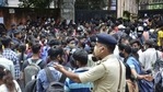 Students flout social distancing as they wait for entry at Doranda College in Ranchi.(PTI) Students flout social distancing as they wait for entry at Doranda College in Ranchi.(PTI)