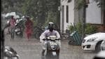 Commuters were caught unawares amid heavy rain at Jor Bagh in New Delhi on Friday (Sanjeev Verma/HT PHOT) Commuters were caught unawares amid heavy rain at Jor Bagh in New Delhi on Friday (Sanjeev Verma/HT PHOT)