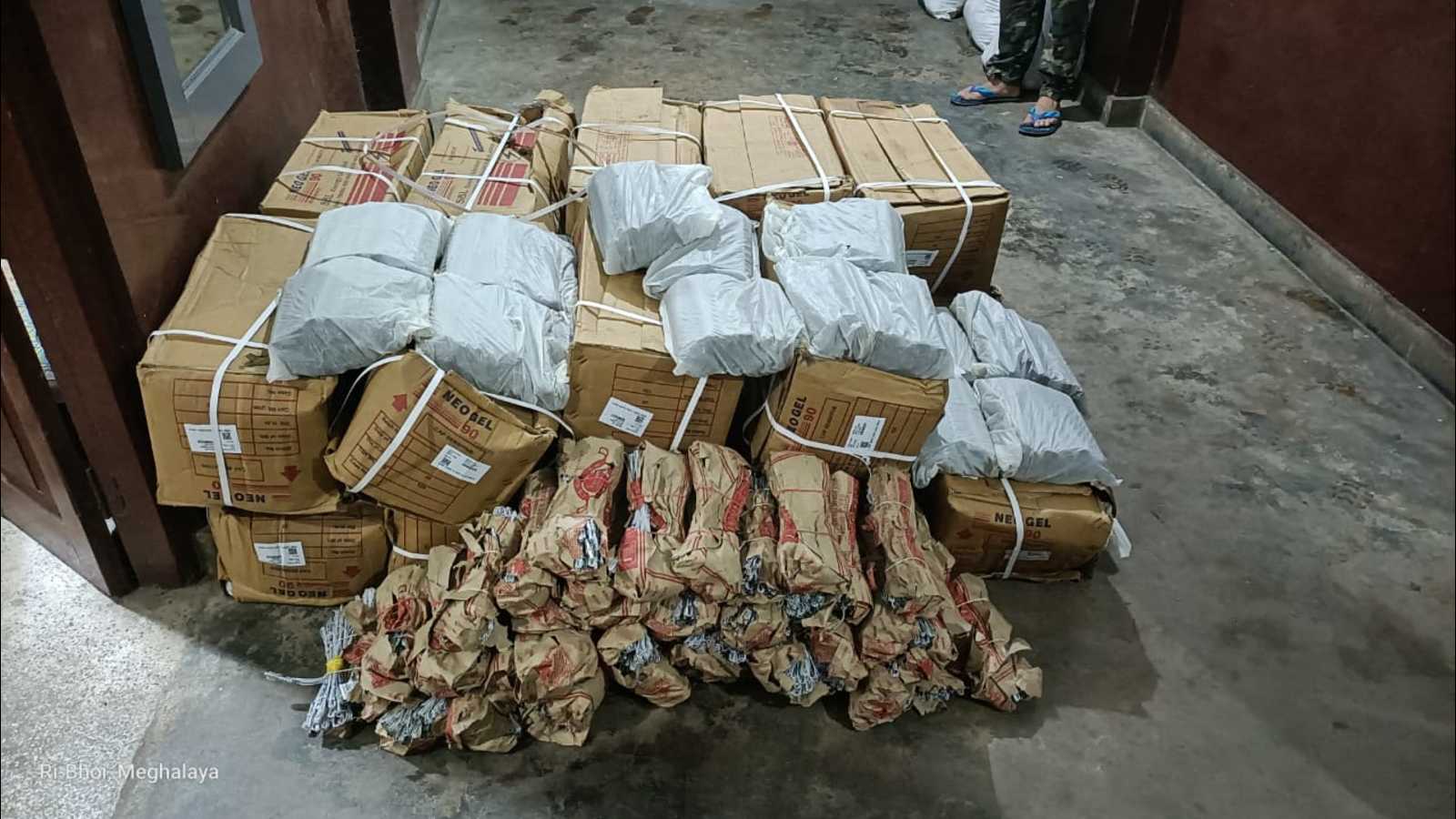 Meghalaya: Over 2000 IEDs and 4000 gelatin sticks seized by police from ...