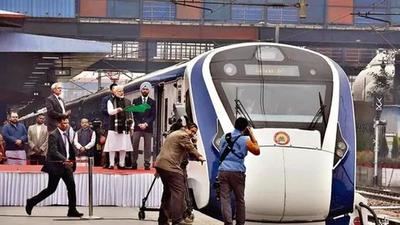 PM Narendra Modi flags off Vande Bharat Express at New Delhi Railway Station on February 15, 2019. (Sanjeev Verma/HT PHOTO) PM Narendra Modi flags off Vande Bharat Express at New Delhi Railway Station on February 15, 2019. (Sanjeev Verma/HT PHOTO)