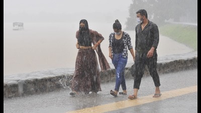 Chandigarh received 0.6 mm of rain on Friday and there are chances of light rain up to 30 mm over the weekend. (HT file)