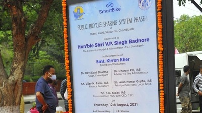 Users have been reporting several glitches since the bicycle sharing project was launched in Chandigarh on August 12. (HT Photo)
