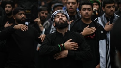 Shiite Muslims take part in the annual 'Ashura Day' march. (AFP)