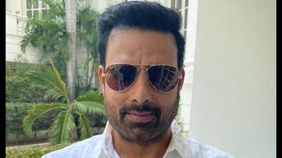 Actor Abhimanyu Singh in Lucknow for the shoot of Annaatthe. (Sourced) Actor Abhimanyu Singh in Lucknow for the shoot of Annaatthe. (Sourced)
