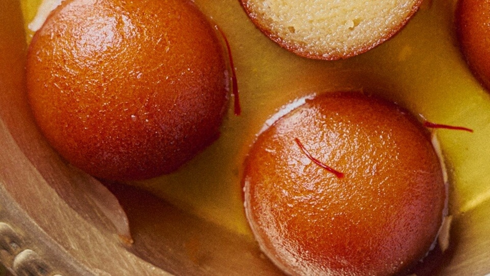 Gulab Jamun(3Pcs) - Purple Restaurant