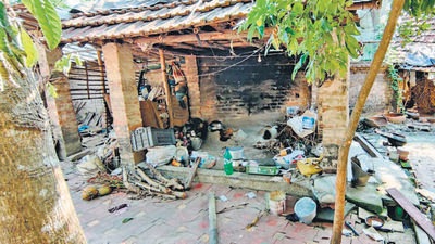 At least 172 complaints were received from Kolkata. (ANI) At least 172 complaints were received from Kolkata. (ANI)