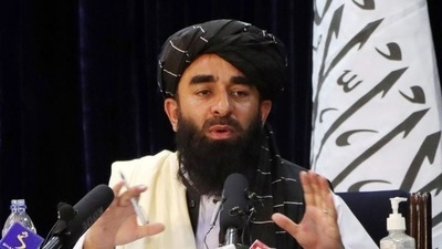 Taliban spokesman Zabihullah Mujahid at a news conference promised the group would honour women’s rights within the norms of Islamic law.