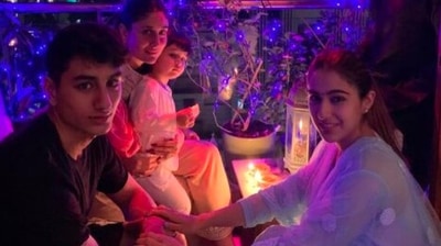 Sara Ali Khan has won hearts of many with her humble and bubbly nature. Even the paparazzi loves and respects the actor for the person she is. (Instagram/@saraalikhan95)