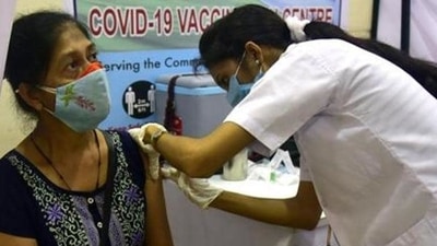 On August 19 and 20, vaccination drives were suspended across Maharashtra’s capital city for a third consecutive week. (HT file photo)