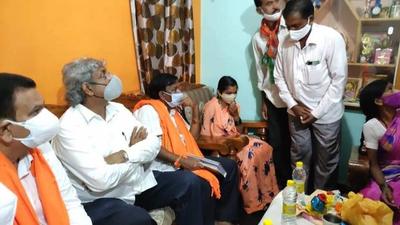 Union Minister of State A Narayanaswamy at the house of soldier Ravi Kattimani in Mulgund, Gadag. (Facebook/A Narayanaswamy) Union Minister of State A Narayanaswamy at the house of soldier Ravi Kattimani in Mulgund, Gadag. (Facebook/A Narayanaswamy)
