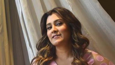 Singer Aastha Gill has sung songs such as DJ Waley Babu and Abhi Toh Party Shuru Hui Hai. Singer Aastha Gill has sung songs such as DJ Waley Babu and Abhi Toh Party Shuru Hui Hai.