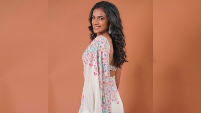 PV Sindhu chose a drape by designer Manish Malhotra for her Onam celebrations. (Instagram/@pvsindhu1) PV Sindhu chose a drape by designer Manish Malhotra for her Onam celebrations. (Instagram/@pvsindhu1)