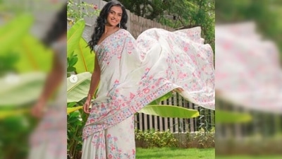 PV Sindhu looked breathtaking as she posed in this stunning saree in her garden. (Instagram/@pvsindhu1) PV Sindhu looked breathtaking as she posed in this stunning saree in her garden. (Instagram/@pvsindhu1)