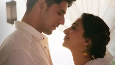 Sidharth Malhotra with Kiara Advani in Shershaah. Sidharth Malhotra with Kiara Advani in Shershaah.