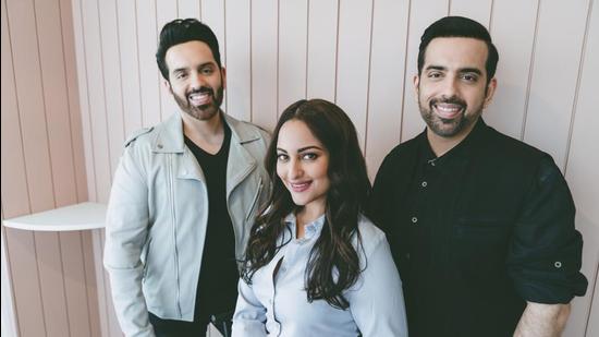 Sonakshi along with her brothers Luv and Kussh has conceptualised and materialised House of Creativity (HOC).