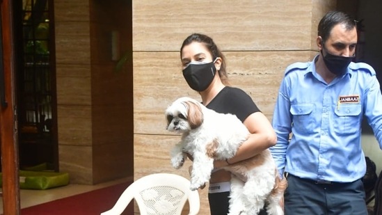 Sophie Choudry was seen in Bandra. She was seen with her pup.(Varinder Chawla)