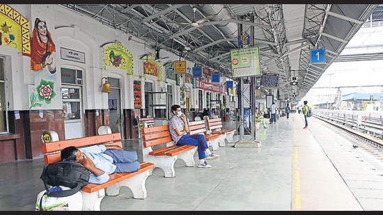 Station director Tarun Kumar said authorities were arranging seats for passengers in alternative trains the best they could in the circumstances. (Gurpreet Singh/HT)