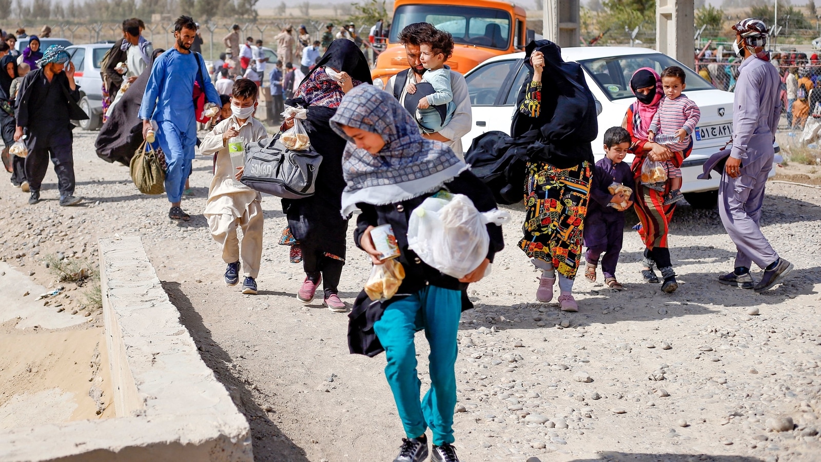 which-countries-are-taking-in-afghan-refugees-and-which-countries-are