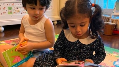Study time gets more interesting for Taimur Ali Khan and Inaaya Kemmu when they do it together and this picture says it all. (Instagram/@kareenakapoorkhan)