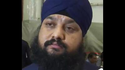 Narender Singh Khalsa . Narender Singh Khalsa .
