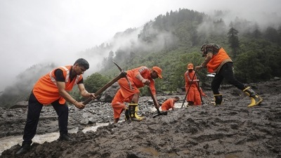 The update on the rescue of the 17 villagers after the cloudburst in Rumbak area, was given by the ITBP on Twitter.