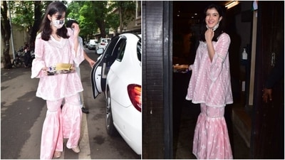Shanaya kept her locks open in a side parting and chose minimal make-up with dewy skin and glossy lip shade for the occasion. (HT Photo/Varinder Chawla)