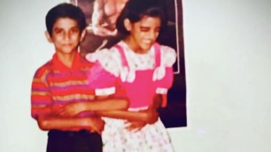 Sushant Singh Rajput and his sister Shweta Singh Kirti pose together.