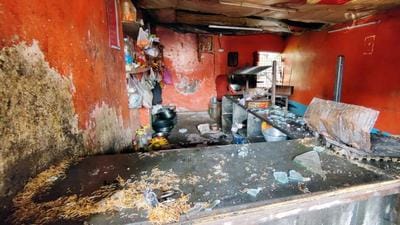 A view of a damaged tea stall after post-poll violence in Kolkata. (ANI) A view of a damaged tea stall after post-poll violence in Kolkata. (ANI)