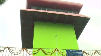 The smog tower was inaugurated by chief minister Arvind Kejriwal on Monday. (ANI Photo) The smog tower was inaugurated by chief minister Arvind Kejriwal on Monday. (ANI Photo)
