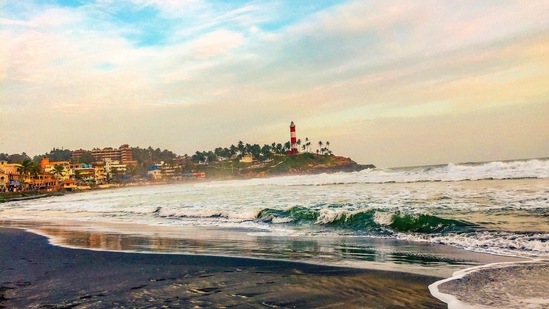 Kovalam, Kerala: This Indian state has many picturesque destinations to say I do and exchange vows. Kovalam is one such place in Kerela where you can have a luxurious wedding within a budget of <span class='webrupee'>₹</span>10-25 lakh.(Unsplash)