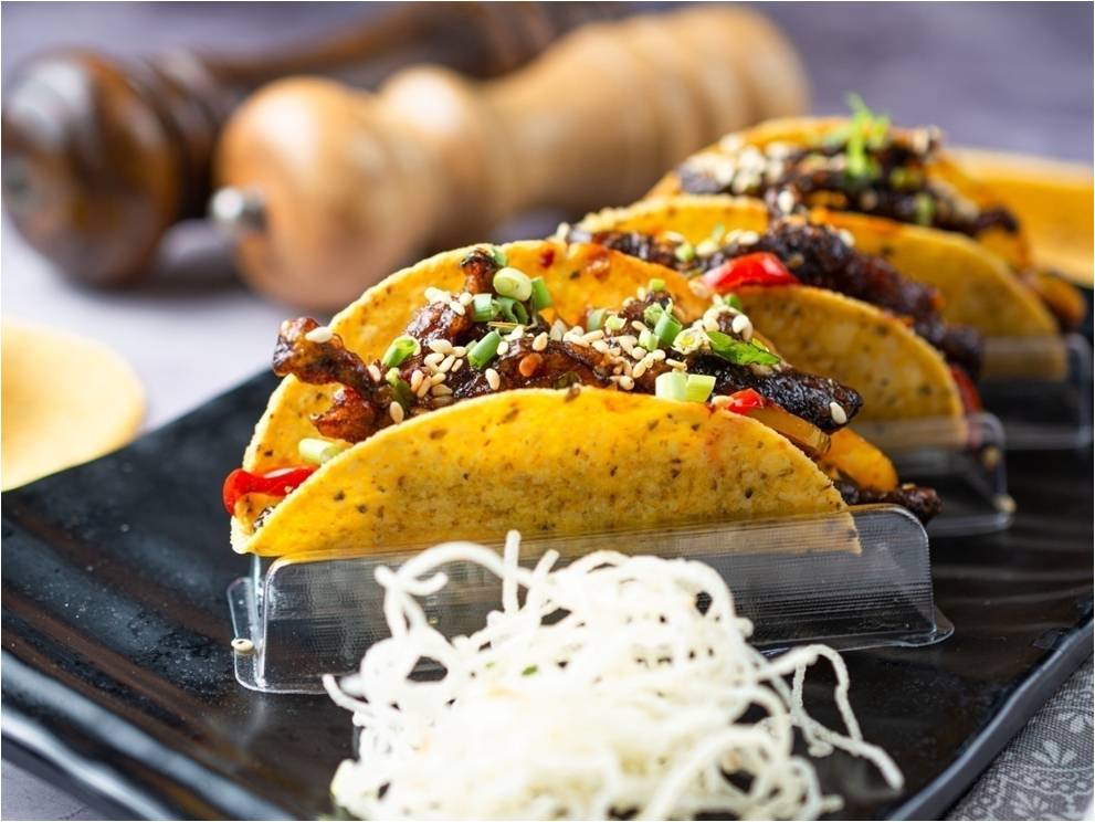 Crispy Tofu Tacos in sweet and spicy sauce Crispy Tofu Tacos in sweet and spicy sauce