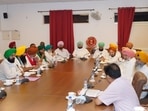 Punjab chief minister holds meeting with farmers leaders on Tuesday.(Twitter/@RT_MediaAdvPBCM) Punjab chief minister holds meeting with farmers leaders on Tuesday.(Twitter/@RT_MediaAdvPBCM)
