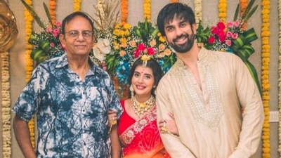 Charu Asopa Sen's husband Rajeev Sen donned a golden kurta which he paired with similar colour pyjamas. (Instagram/@asopacharu)