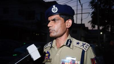 IGP Kashmir Vijay Kumar speaks to the media on the killing of two militants, in Srinagar on Monday. (ANI)