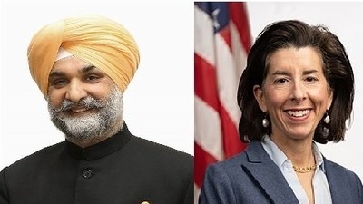 Indian ambassador Taranjit Singh Sandhu and US commerce secretary Gina Raimondo. (Twitter: @SandhuTaranjitS)