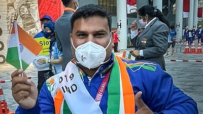 Javelin thrower Tek Chand poses as he's the flagbearer of the Indian contingent for the opening ceremony in Tokyo 2020 Paralympic Game (PTI) Javelin thrower Tek Chand poses as he's the flagbearer of the Indian contingent for the opening ceremony in Tokyo 2020 Paralympic Game (PTI)